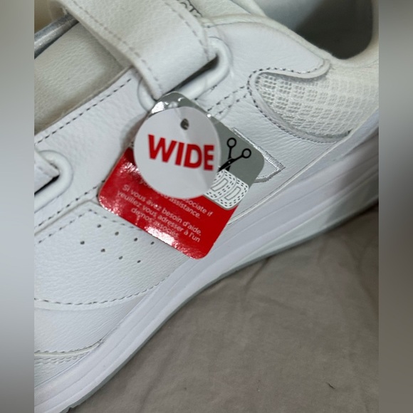 NWT New Balance 928v3 Men’s 8 / Women’s 9.5 Wide White Leather Velcro Walking - Picture 2 of 6